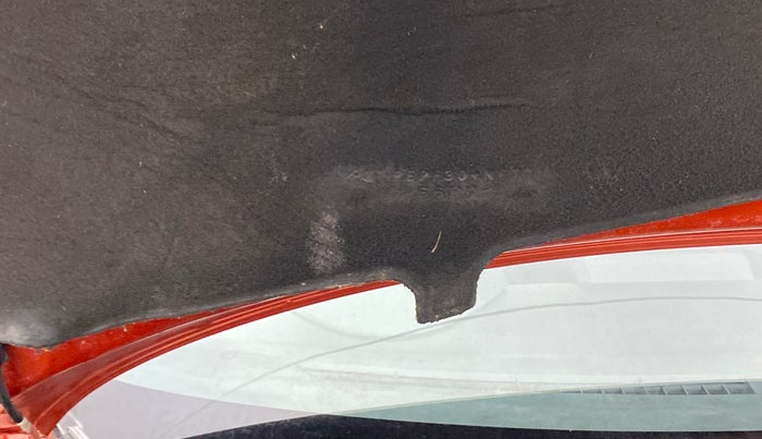 2018 Maruti IGNIS DELTA 1.2, Petrol, Manual, 21,995 km, Bonnet (hood) - Insulation cover has minor damage