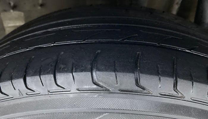 2018 Tata Tiago XE 1.2 REVOTRON, Petrol, Manual, 75,379 km, Left Rear Tyre Tread