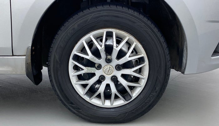 2018 Tata Tiago XE 1.2 REVOTRON, Petrol, Manual, 75,379 km, Right Front Wheel