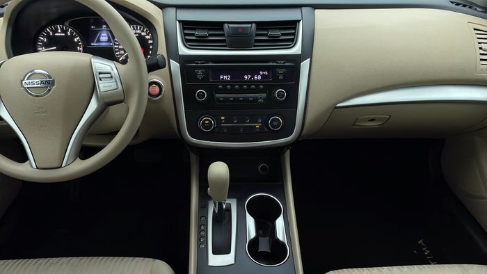 NISSAN ALTIMA-Center Console