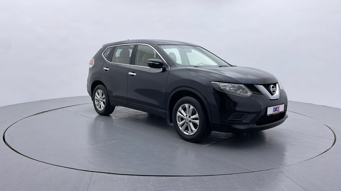 2017 NISSAN X TRAIL-Right Front Diagonal (45- Degree) View