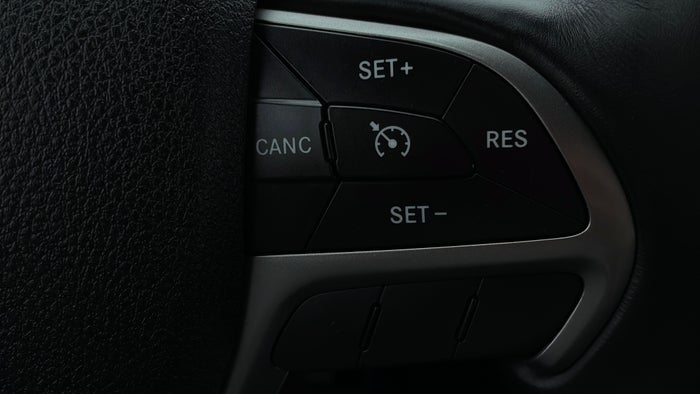 JEEP GRAND CHEROKEE-Cruise Control