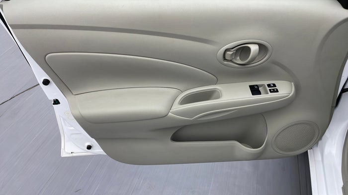 NISSAN SUNNY-Driver Side Door Panels Controls