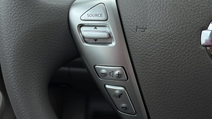 NISSAN SUNNY-Drivers Control