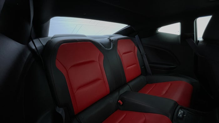 CHEVROLET CAMARO-Right Side Door Cabin View
