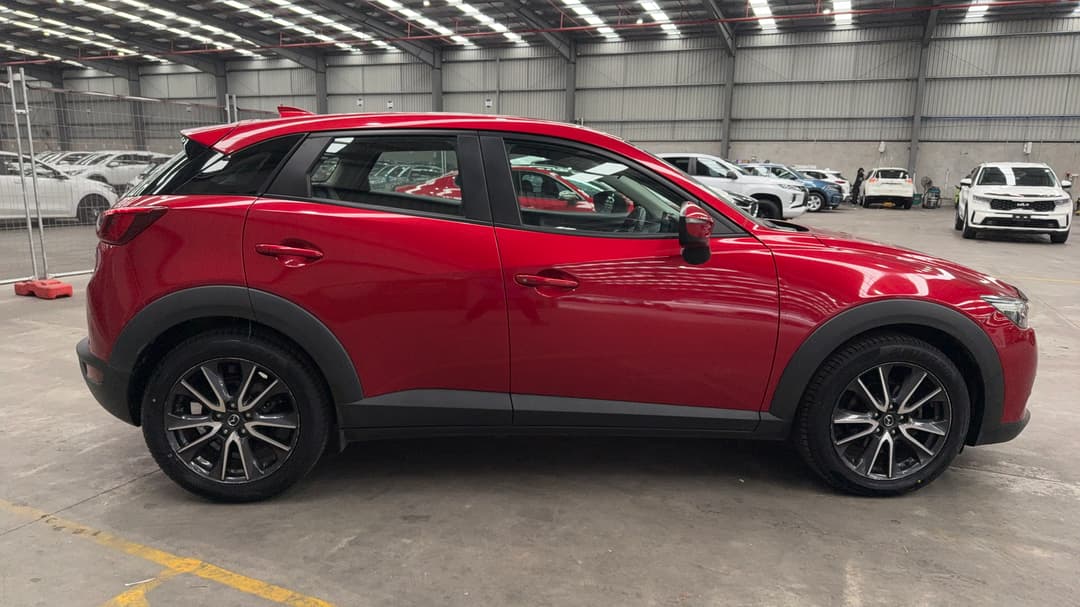 2017 Mazda CX-3 S Touring (AWD), Automatic, 41634 km, Right Side View