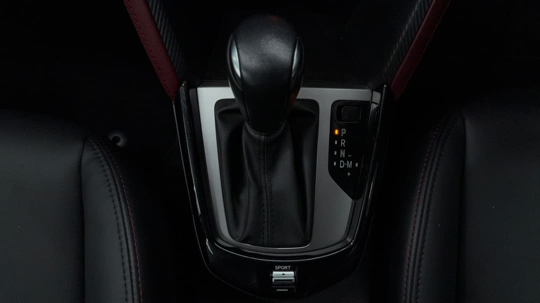 2017 Mazda CX-3 S Touring (AWD), Automatic, 41634 km, Gear Lever 