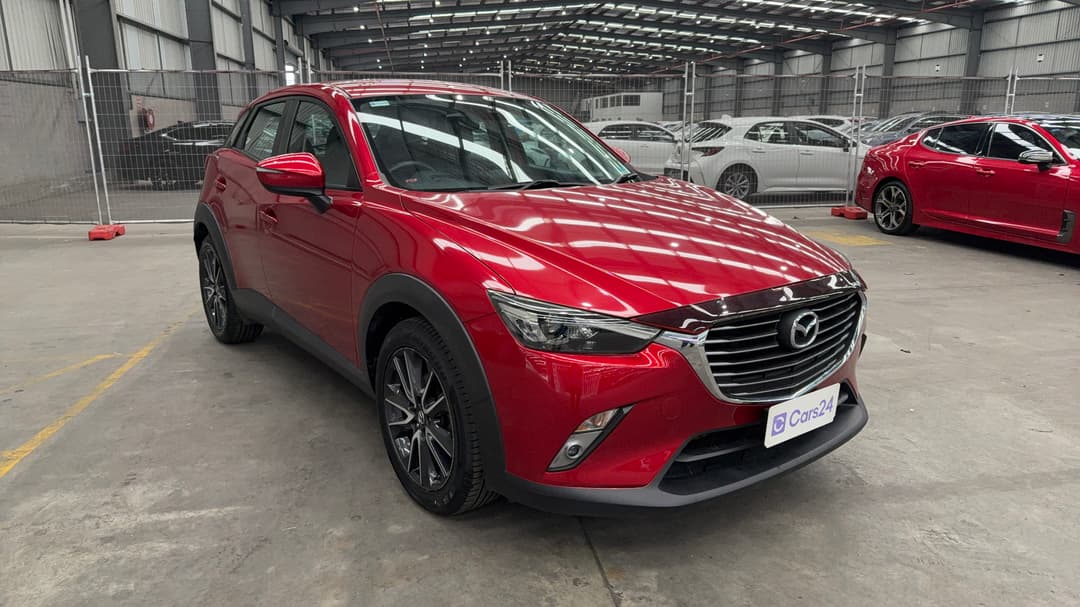 2017 Mazda CX-3 S Touring (AWD), Automatic, 41634 km, Right Front Diagonal (45- Degree) View