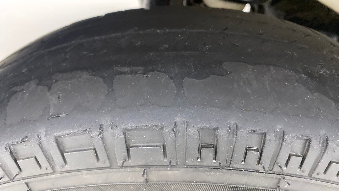 Right Rear Tyre Tread