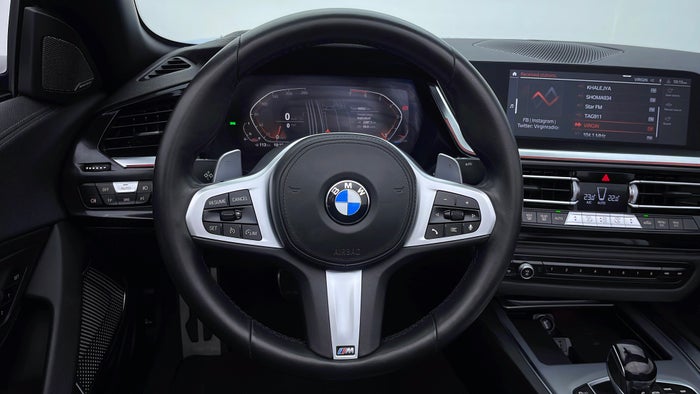 BMW Z4-Steering Wheel Close-up