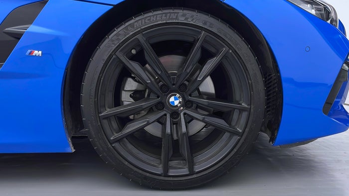 BMW Z4-Right Front Tyre
