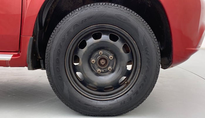 2015 Nissan Terrano XL P, Petrol, Manual, 66,809 km, Right Front Wheel
