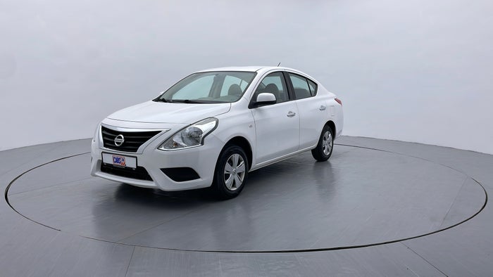 NISSAN SUNNY-Left Front Diagonal (45- Degree) View