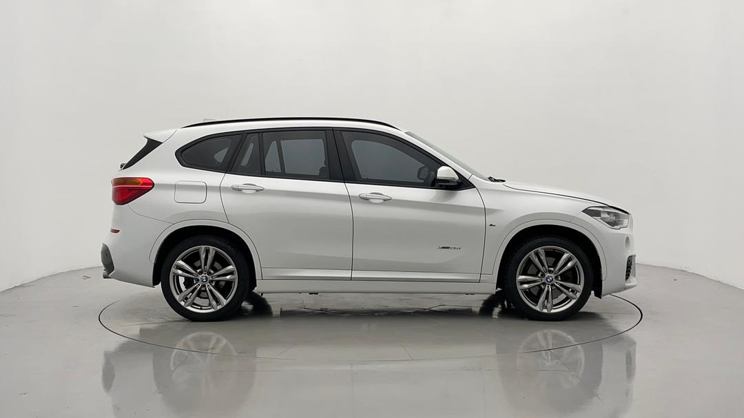 2017 BMW X1 Xdrive 25i M Sport, Automatic, 80235 km, Right Side View