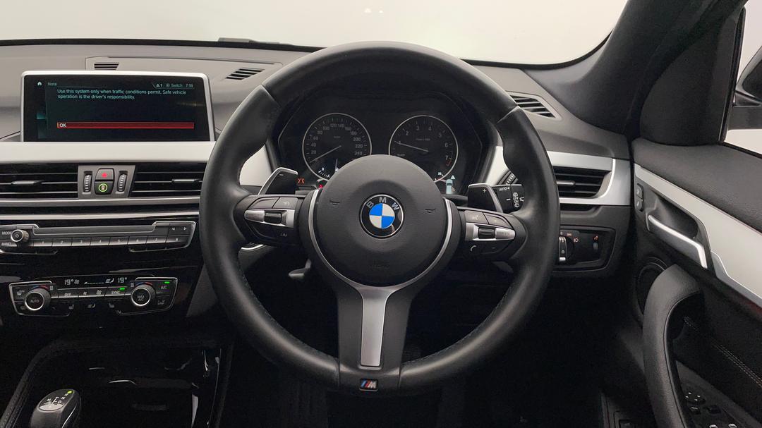 2017 BMW X1 Xdrive 25i M Sport, Automatic, 80235 km, Steering Wheel Close-up