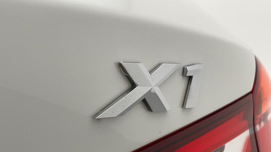 2017 BMW X1 Xdrive 25i M Sport, Automatic, 80235 km, Badge (Boot Right Side)