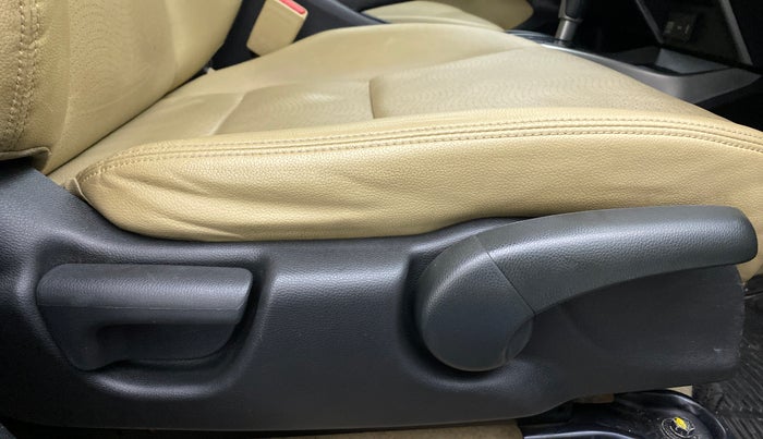2015 Honda City VX CVT PETROL, Petrol, Automatic, 89,957 km, Driver Side Adjustment Panel