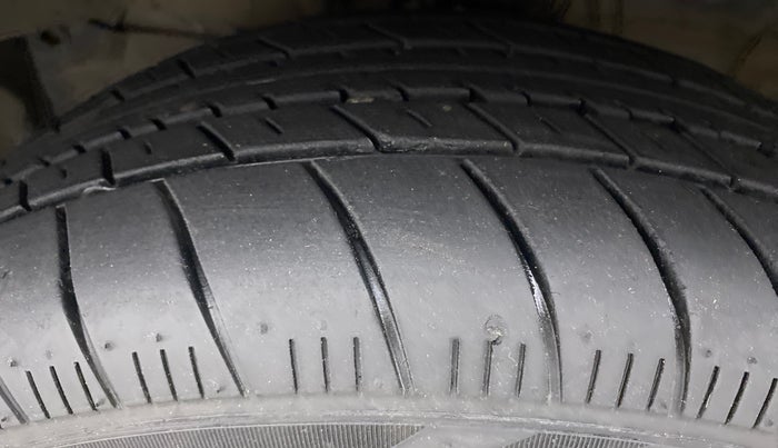 2015 Honda City VX CVT PETROL, Petrol, Automatic, 89,957 km, Left Front Tyre Tread