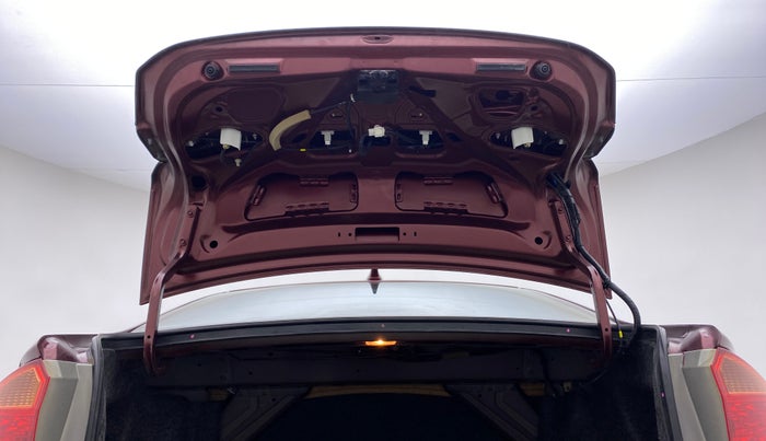 2015 Honda City VX MT PETROL, Petrol, Manual, 85,756 km, Boot Door Open