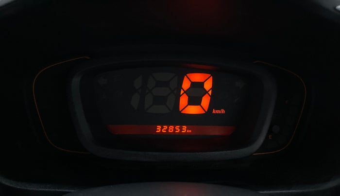 2015 Renault Kwid RXT, Petrol, Manual, 32,853 km, Odometer Image
