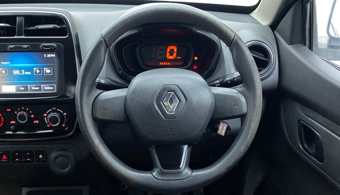 2015 Renault Kwid RXT, Petrol, Manual, 32,853 km, Steering Wheel Close Up