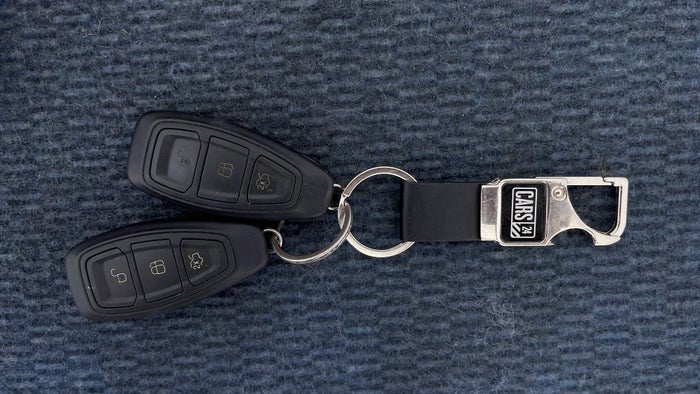 FORD FOCUS-Key Close-up