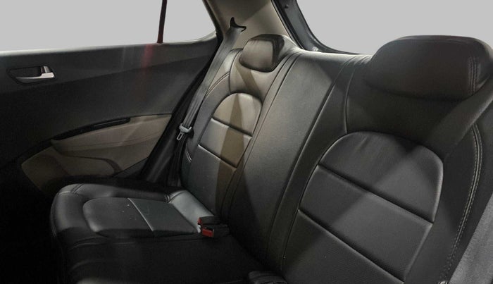2018 Hyundai Grand i10 SPORTZ 1.2 KAPPA VTVT, Petrol, Manual, 30,114 km, Right Side Rear Door Cabin