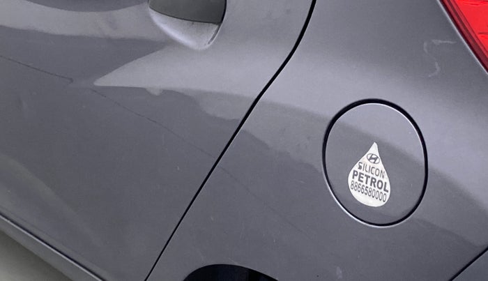 2015 Hyundai Eon ERA PLUS, Petrol, Manual, 26,020 km, Left quarter panel - Slightly dented