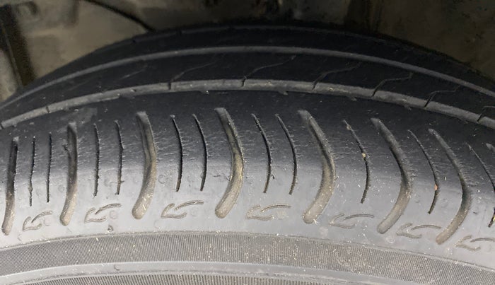 2019 Honda Amaze 1.2 V MT I-VTEC, Petrol, Manual, 32,041 km, Left Front Tyre Tread