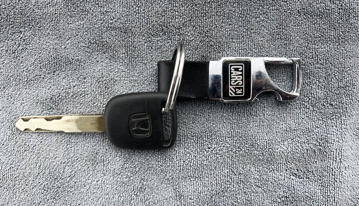 2014 Honda Amaze 1.2 EMT I VTEC, Petrol, Manual, 31,812 km, Key Close Up