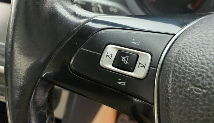2017 Volkswagen Ameo HIGHLINE DSG 1.5 DIESEL , Diesel, Automatic, 74,849 km, Steering wheel - Sound system control not functional