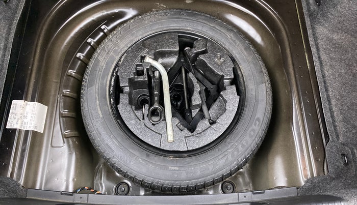 2016 Skoda Octavia 1.8 TSI STYLE PLUS AT, Petrol, Automatic, 59,671 km, Spare Tyre