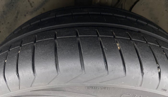 2016 Skoda Octavia 1.8 TSI STYLE PLUS AT, Petrol, Automatic, 59,671 km, Left Front Tyre Tread