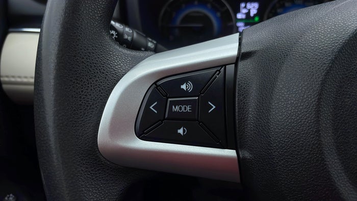 TOYOTA RUSH-Drivers Control