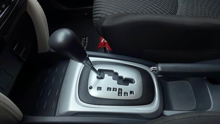 TOYOTA RUSH-Gear Lever