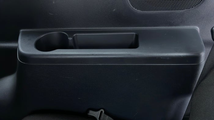 TOYOTA RUSH-Dicky /Boot Door Boot interior Scratch