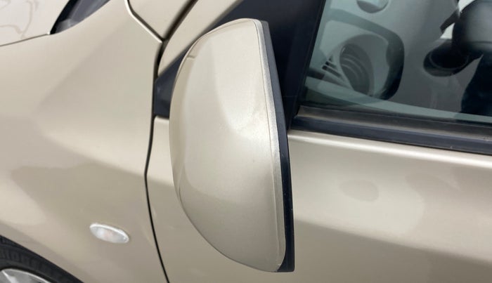 2011 Toyota Etios G, Petrol, Manual, 43,763 km, Left rear-view mirror - ORVM knob broken and not working