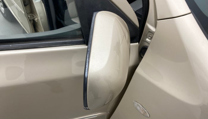 2011 Toyota Etios G, Petrol, Manual, 43,763 km, Right rear-view mirror - ORVM knob broken and not working