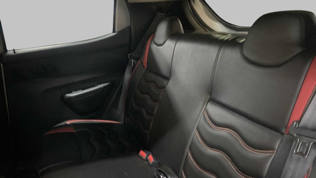 Right Side Rear Door Cabin
