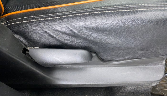 2018 Maruti Celerio X Zxi, Petrol, Manual, 56,374 km, Driver Side Adjustment Panel