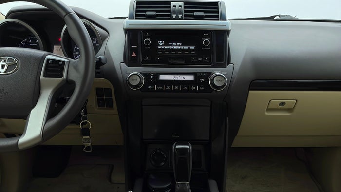 TOYOTA PRADO-Center Console