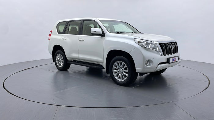 TOYOTA PRADO-Right Front Diagonal (45- Degree) View