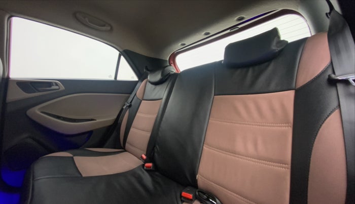 2014 Hyundai Elite i20 ASTA 1.2, Petrol, Manual, 71,257 km, Right Side Rear Door Cabin