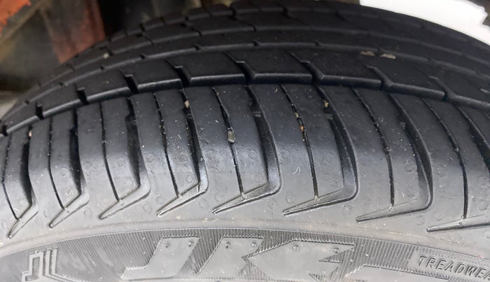 2018 Maruti Alto K10 VXI (O), Petrol, Manual, 40,632 km, Left Rear Tyre Tread