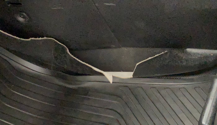 2018 Hyundai NEW SANTRO SPORTZ MT, Petrol, Manual, 28,903 km, Flooring - Carpet is minor damage