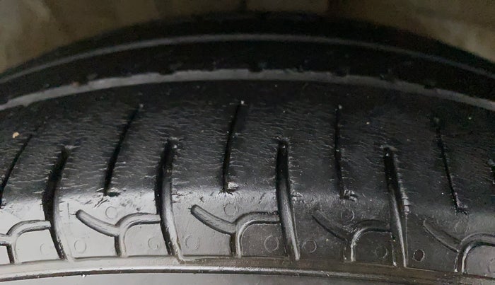 2018 Hyundai NEW SANTRO SPORTZ MT, Petrol, Manual, 28,903 km, Right Front Tyre Tread
