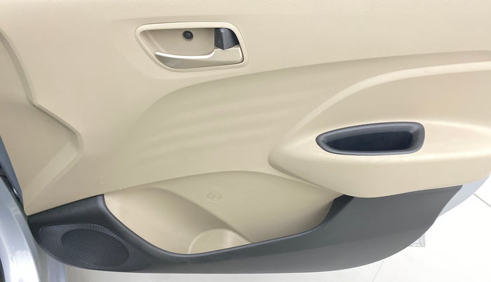 2021 Hyundai NEW SANTRO SPORTZ AMT, Petrol, Automatic, 5,369 km, Driver Side Door Panels Control