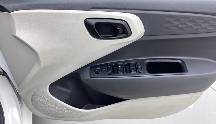2020 Hyundai AURA S 1.2, Petrol, Manual, 92,154 km, Driver Side Door Panels Control
