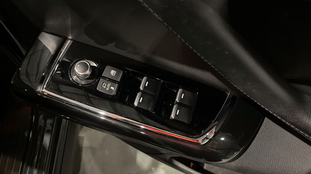 2018 Mazda CX-9 Touring (FWD), Automatic, 84422 km, Drivers Side Door Panel Controls