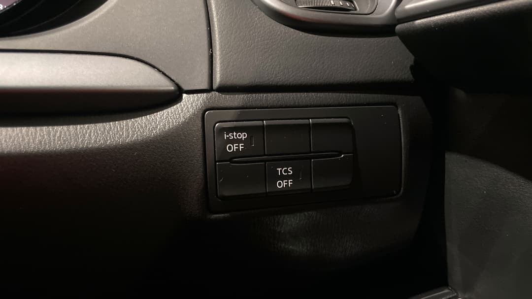 2018 Mazda CX-9 Touring (FWD), Automatic, 84422 km, Utility Switches/Buttons